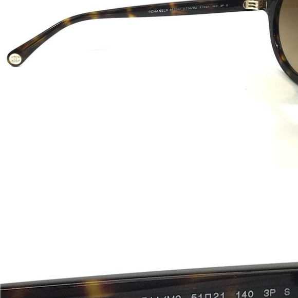 Beautiful Mint Chanel Sunglasses! Comes with case, box, booklet. Brown tortoise - Picture 8 of 10